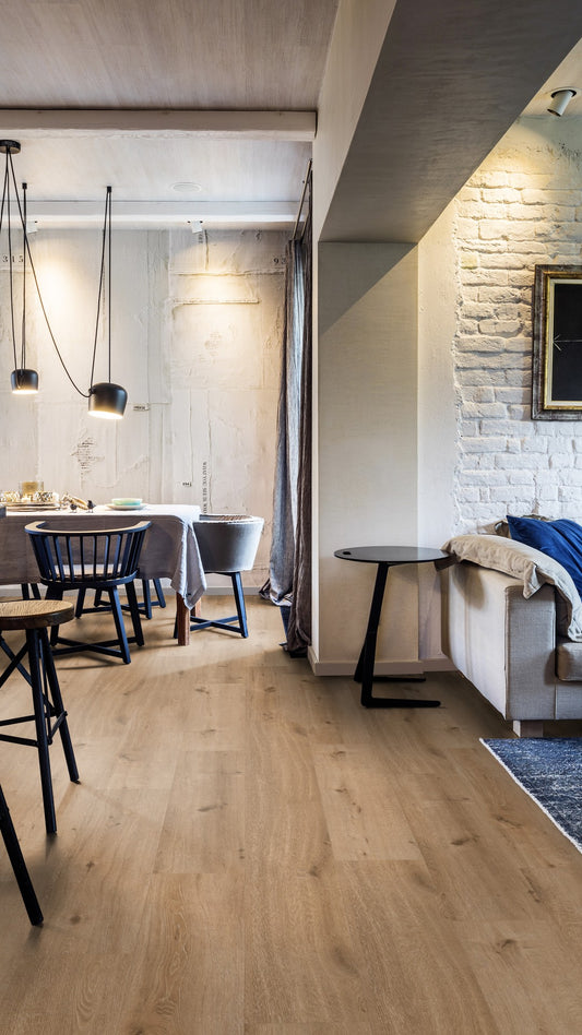 Vinylboden Eiche Thomas – Markantes HDF-Klick-Vinyl mit integrierter Korkdämmung (8,6 mm)